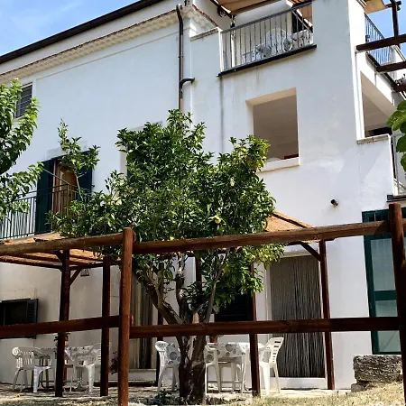 Ferienwohnung Casa Del Gelso San Menaio Exterior foto